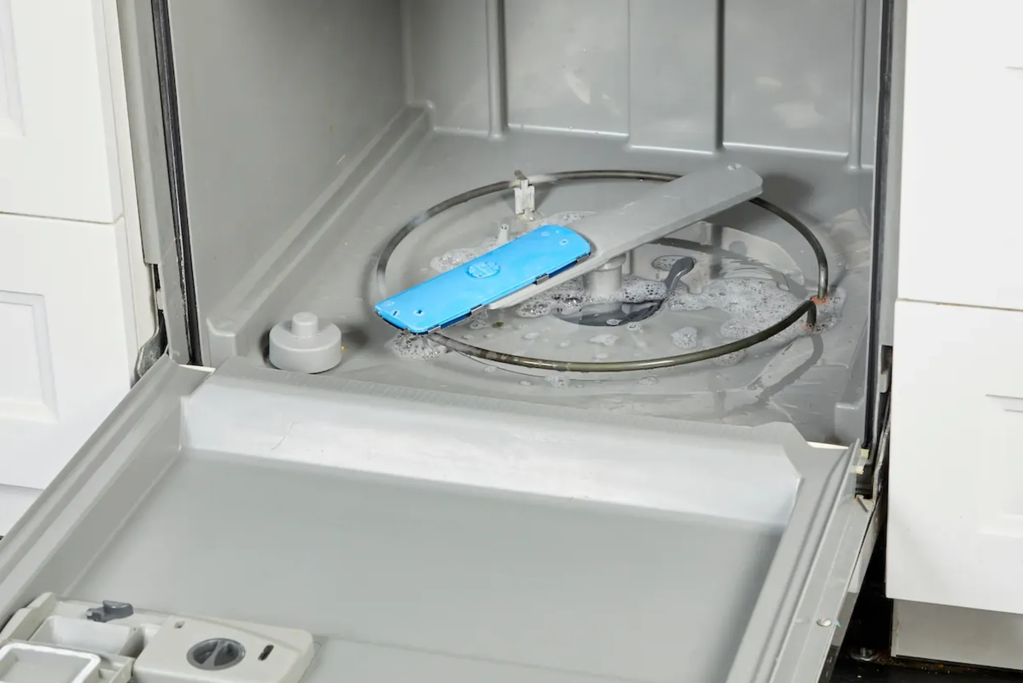 Why Washing Machine Doesn’t Complete Drainage